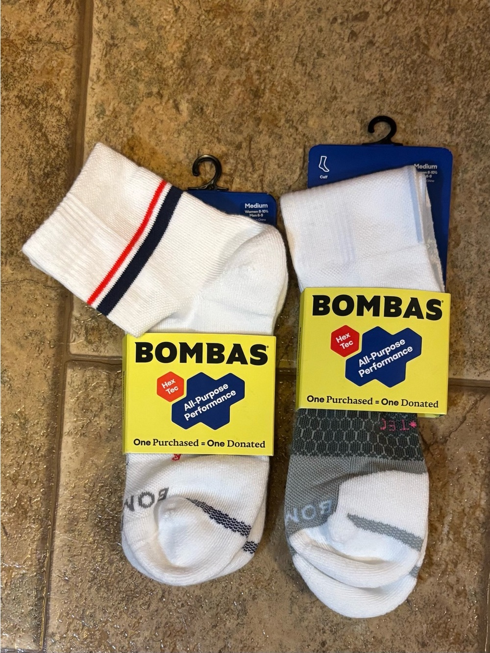 NWT *Bundle of 2 pairs* Bombas socks sz M